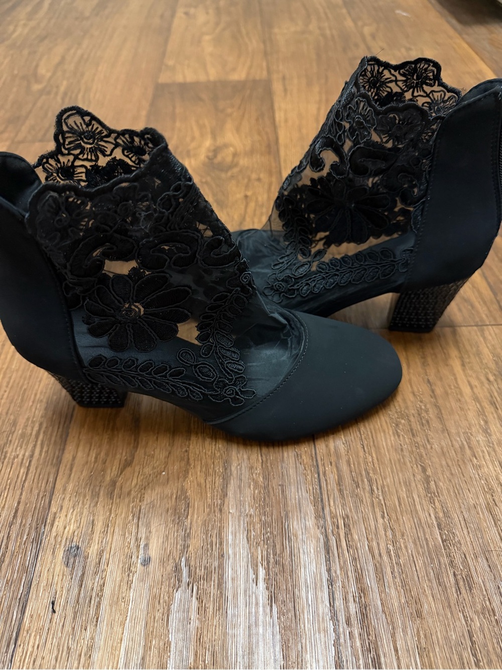 SHEIN Elegant Black Lace Ankle Boots - Women 9
